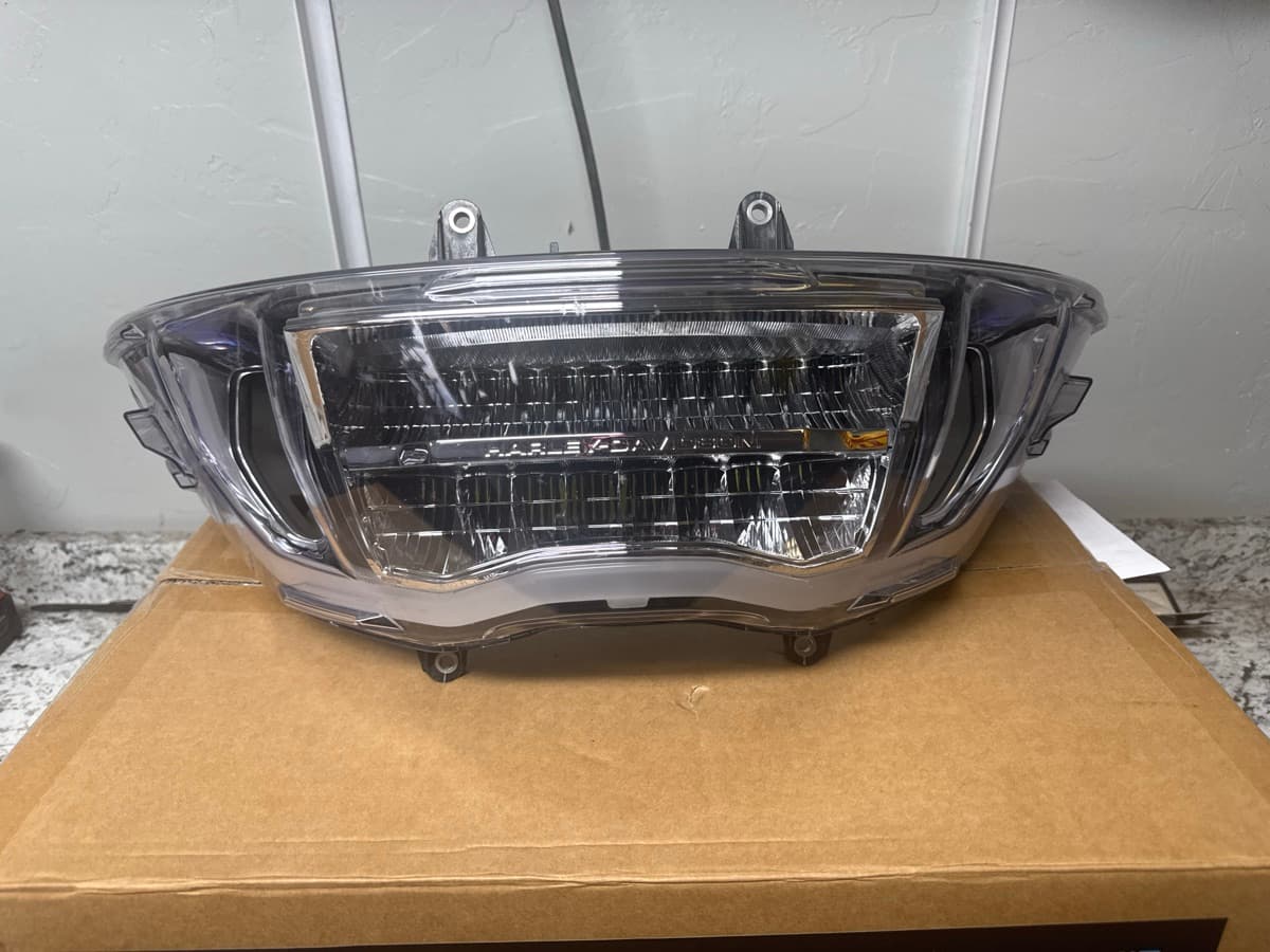 Harley street glide/road glide 2023-26 own headlight